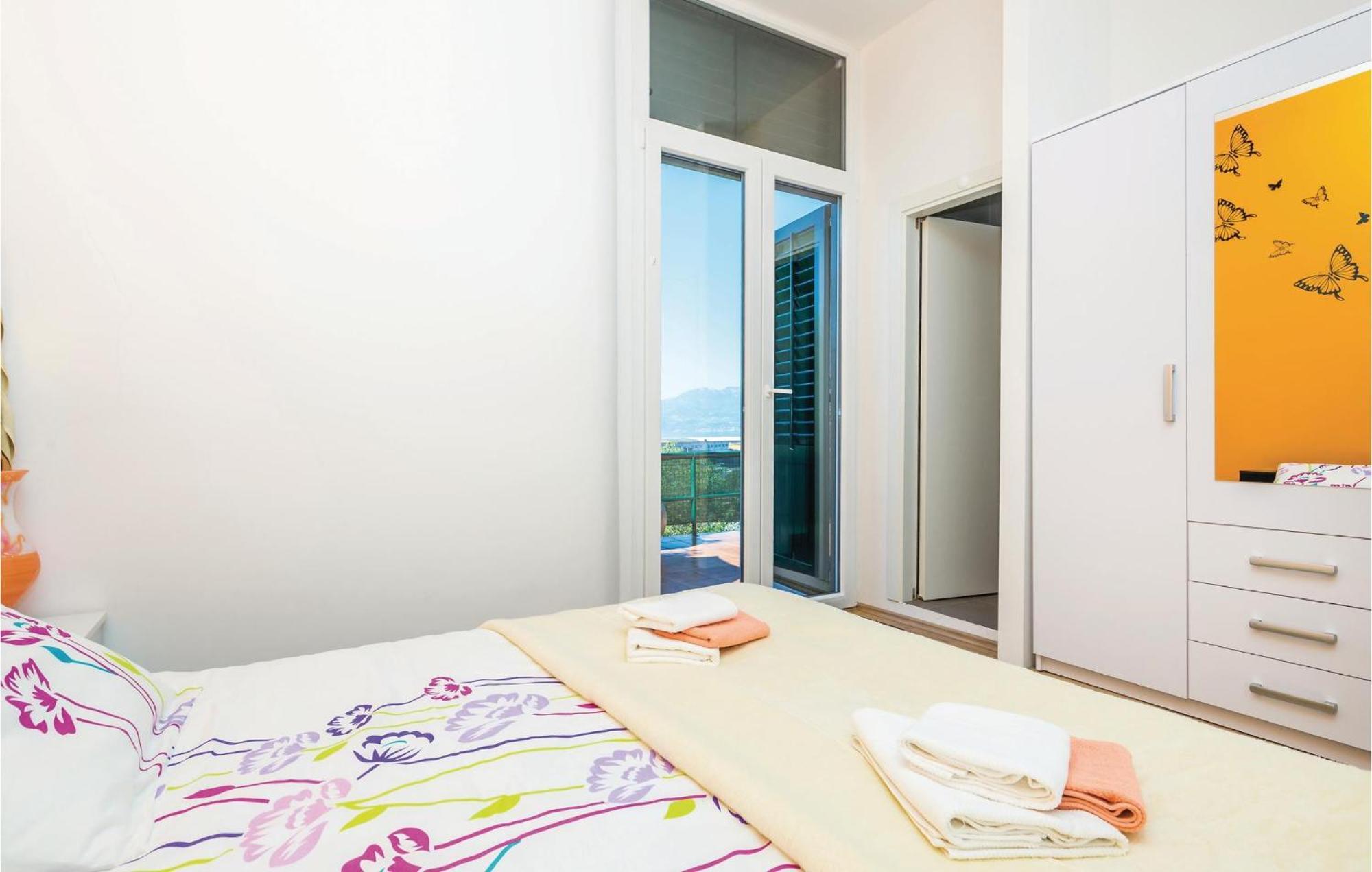Amazing Apartment In Rijeka With Wifi Luaran gambar