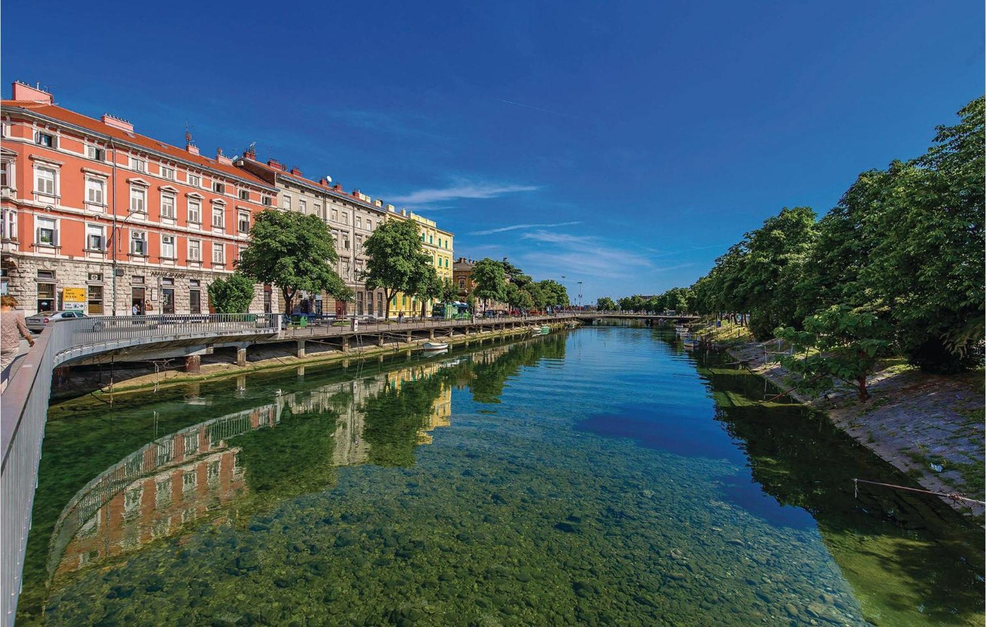 Amazing Apartment In Rijeka With Wifi Luaran gambar
