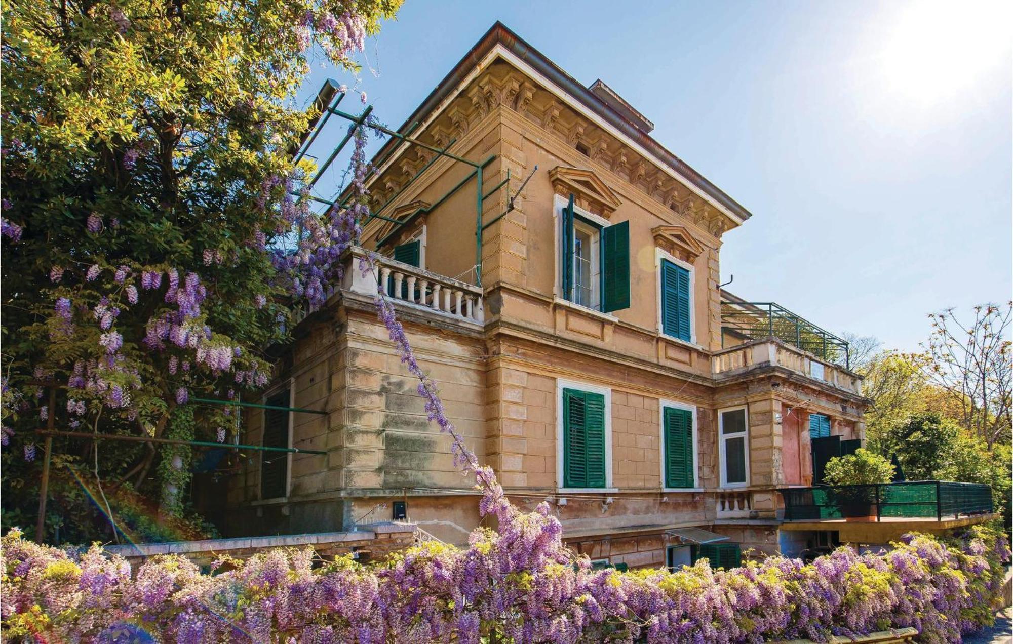 Amazing Apartment In Rijeka With Wifi Luaran gambar