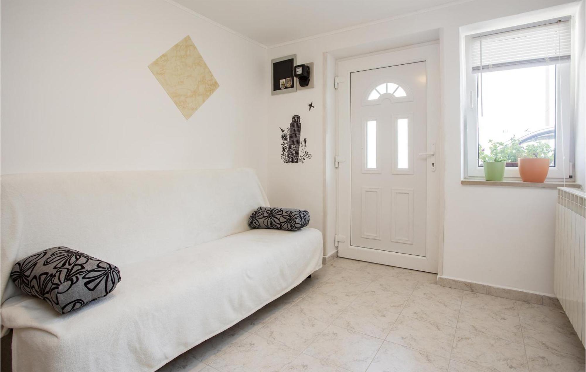 Amazing Apartment In Rijeka With Wifi Luaran gambar