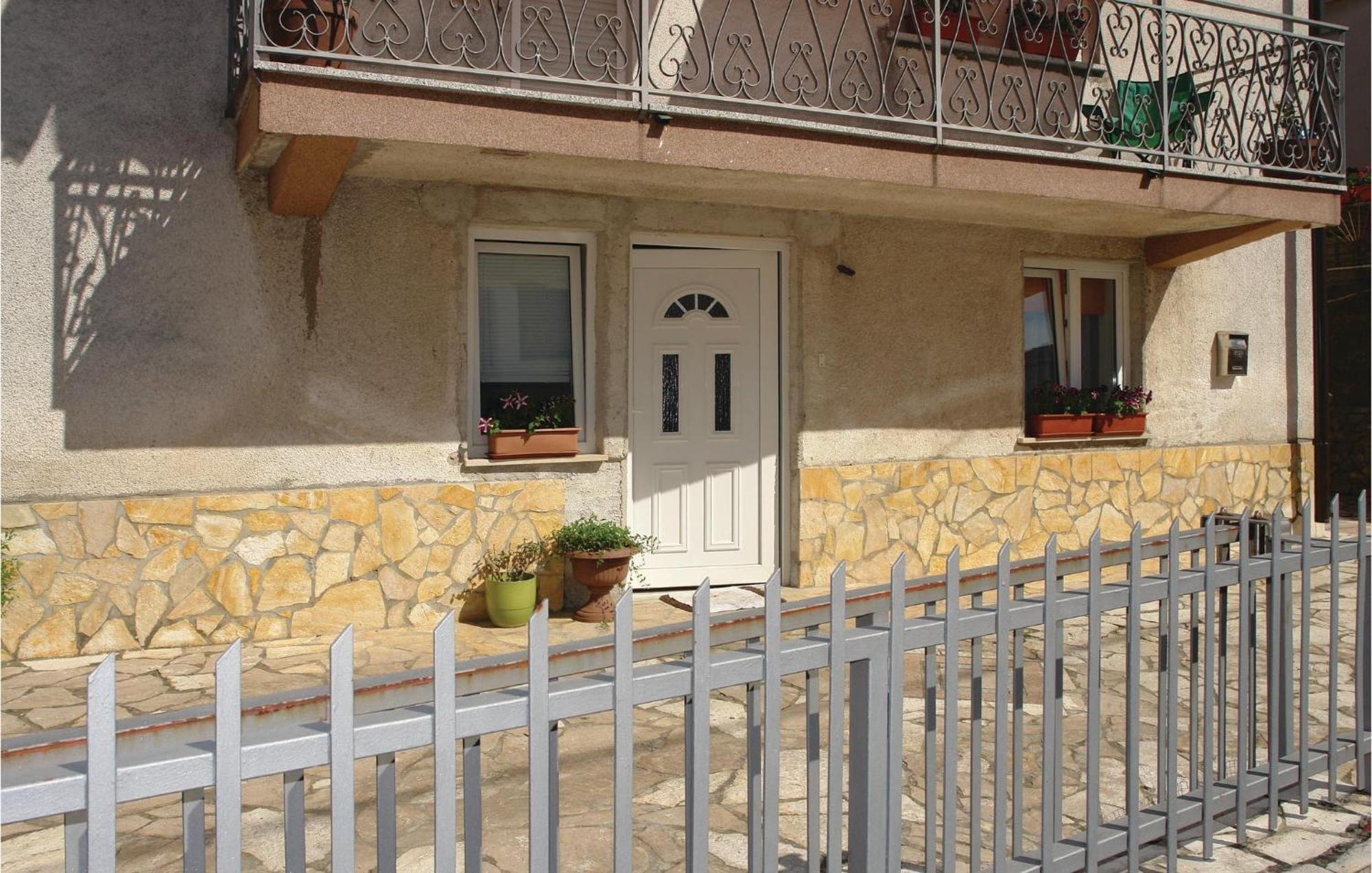 Amazing Apartment In Rijeka With Wifi Luaran gambar