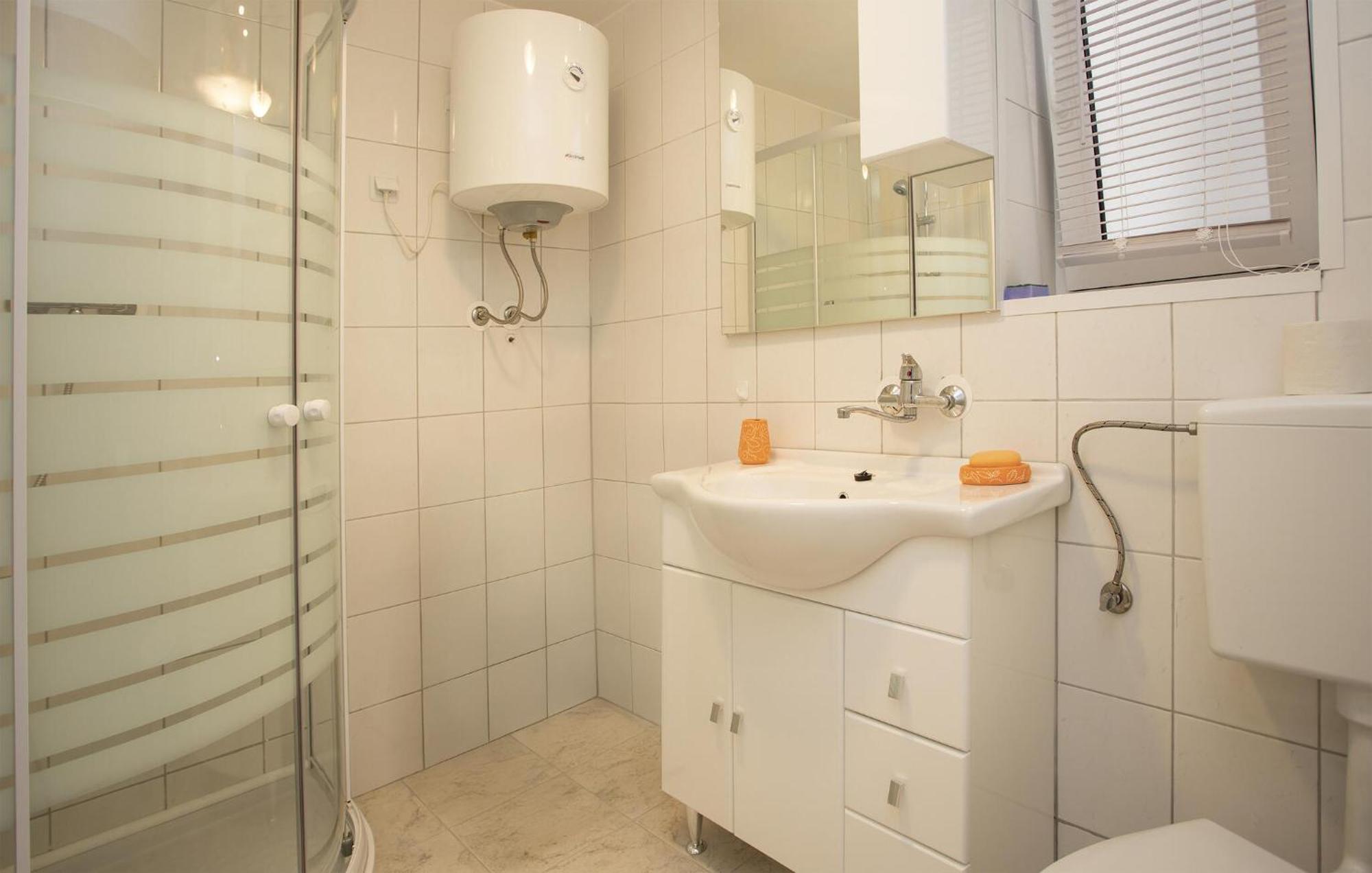 Amazing Apartment In Rijeka With Wifi Luaran gambar