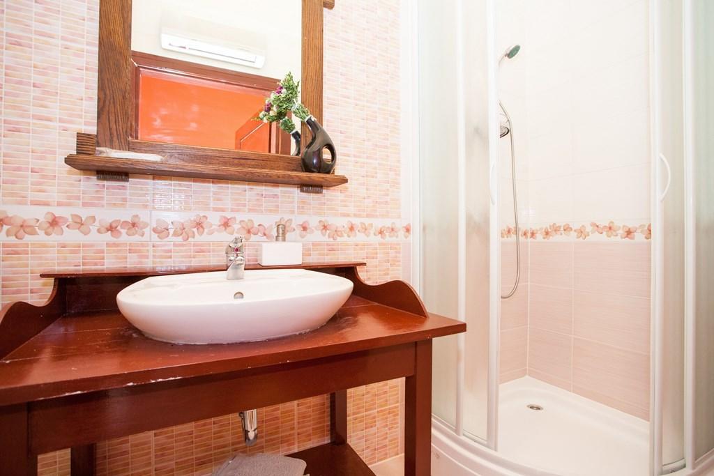 Amazing Apartment In Rijeka With Wifi Bilik gambar
